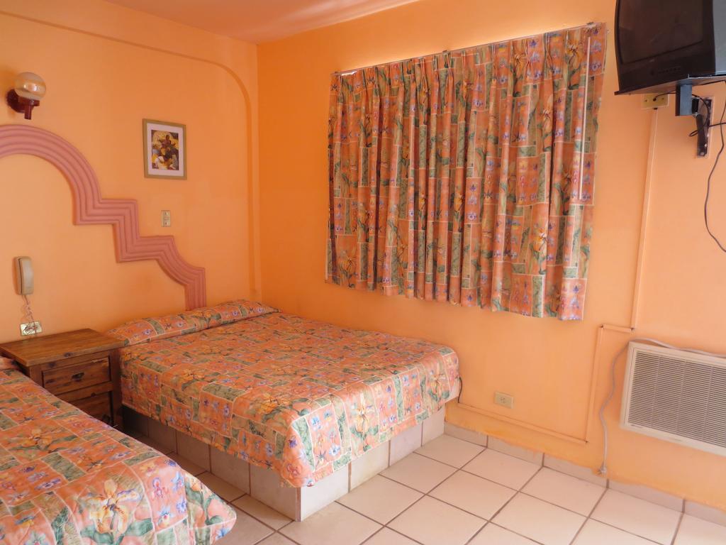 Hotel Plaza Penasco 푸에르토페나스코 객실 사진